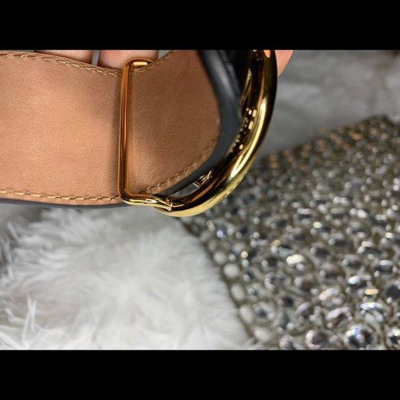 Fendi Buckle Belt.  🎉🎉🎉HOST PICK🥳🥳🥳 - Picture 15 of 16